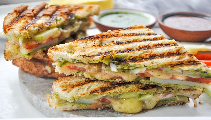 Famous street food of Mumbai - Bombay Sandwich
