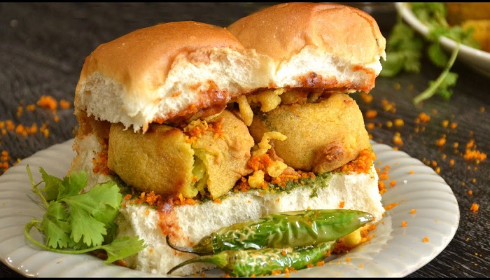 Famous street food of Mumbai - Vada pav